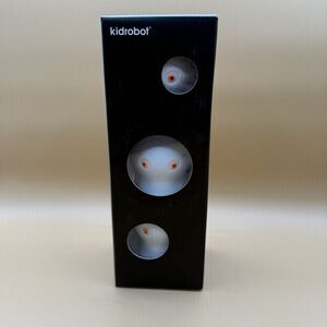 Rare 2009 Kidrobot Totem Doppelganger Ginzburg Set Of 3‎ White